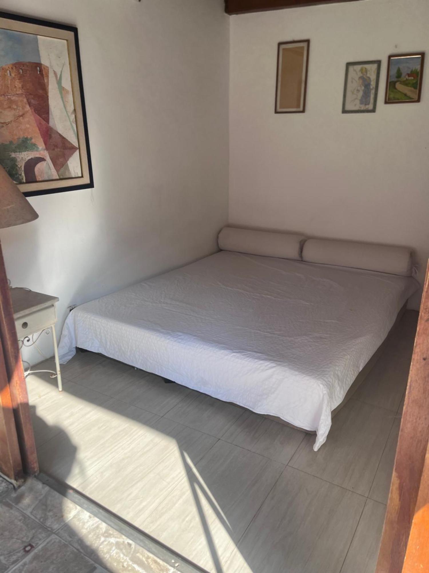 Hospedagem domiciliar Linda Com Banheiro,em Casa De